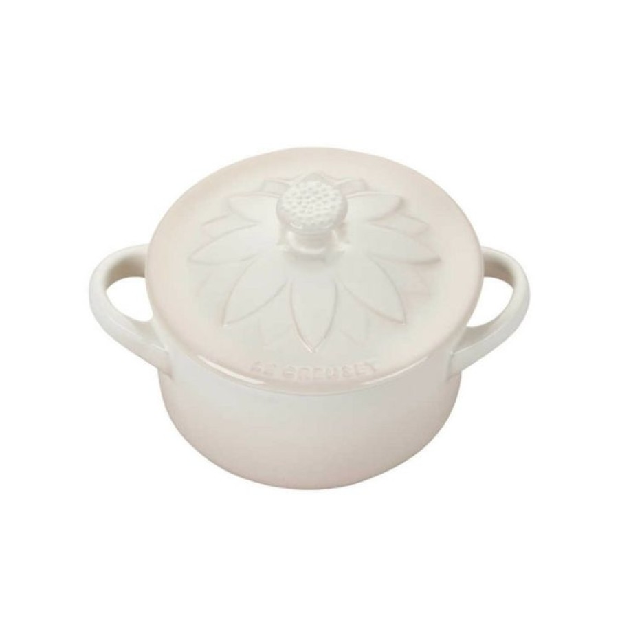 Closeout Sale Le Creuset Mini Cocotte With Flower Lid In Meringue New