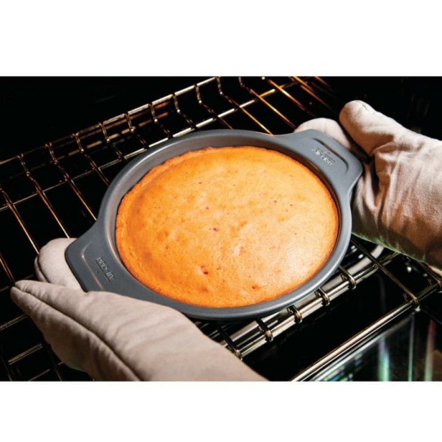 Cheaper All-Clad Pro-Release Round Cake Pan Hot