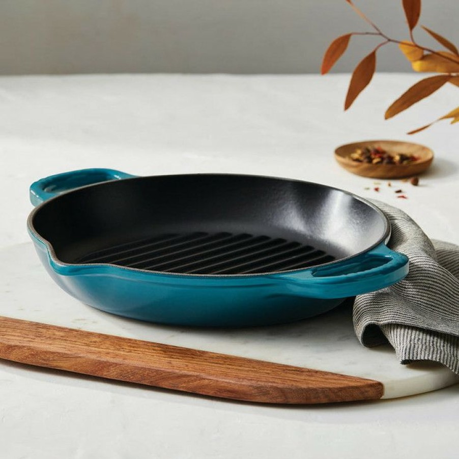 Limited Edition Le Creuset Cast Iron Signature Deep Round Grill In Deep Teal Hot